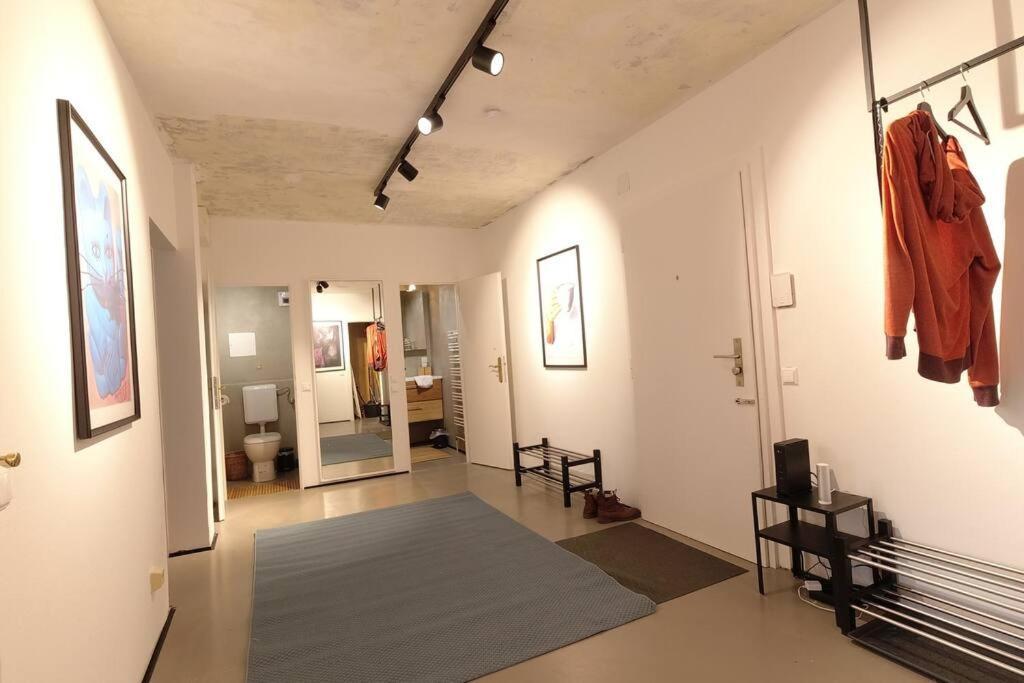 Bu Designer-Apartment Next To Metro U1 Виена Екстериор снимка